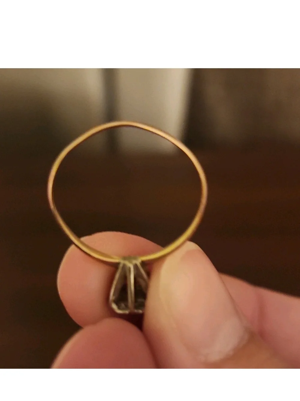 N/A elegant gold